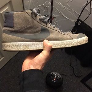 Nike Mid SB Blazer Grey